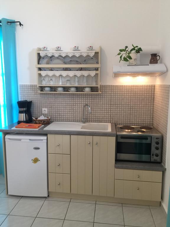 Anna'S Studio Píszo Livádi Kültér fotó